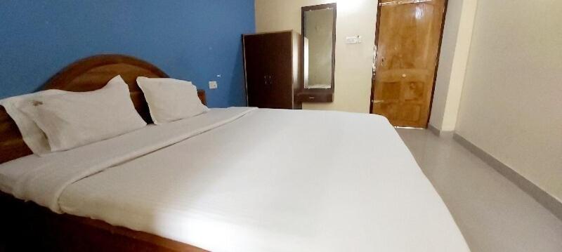 Spot On 80624 Hotel Niladri Complex Puri Exterior photo